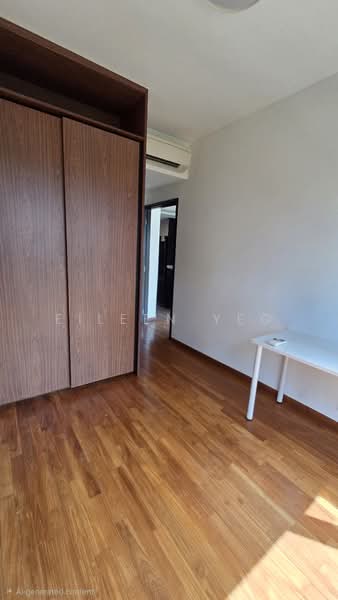 Bukit 828, 828 Upper Bukit Timah Road, 2 Bedrooms, 635 sqft, Condominium For Rent, by Eileen Yeo, 500226680 - Master bedroom - PropertyGuru.com.sg