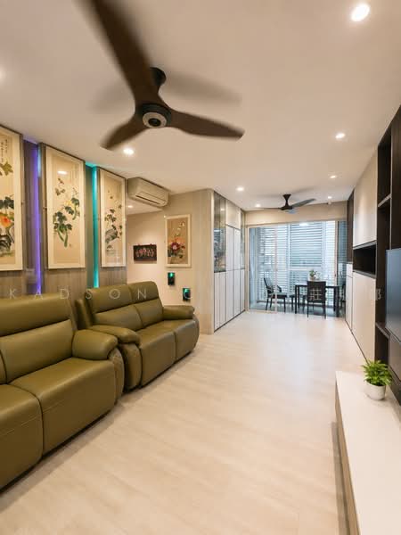 Forestville, 42 Woodlands Drive 16, 4 Bedrooms, 1,463 sqft, Executive Condominium For Sale, by Kadson Chng 莊朋鄅, 500226685 - Living Room - PropertyGuru.com.sg