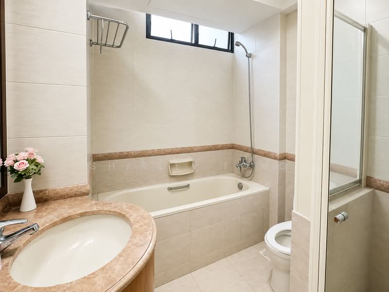 Regent Grove, 50 Choa Chu Kang North 7, 3 Bedrooms, 1,173 sqft, Condominium For Sale, by Shirley Fong, 500226692 - Bathroom - PropertyGuru.com.sg