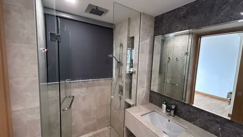 Commonwealth Towers, 232 Commonwealth Avenue, 2 Bedrooms, 700 sqft, Condominium For Rent, by Sharon Tay, 500226701 - Bathroom - PropertyGuru.com.sg