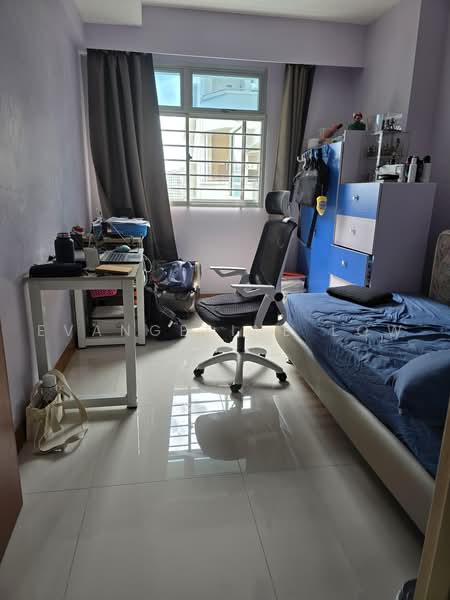 815A Choa Chu Kang Avenue 7, 815A Choa Chu Kang Avenue 7, 3 Bedrooms, 1,001 sqft, HDB Flat For Sale, by Evangeline Low, 500226703 - PropertyGuru.com.sg