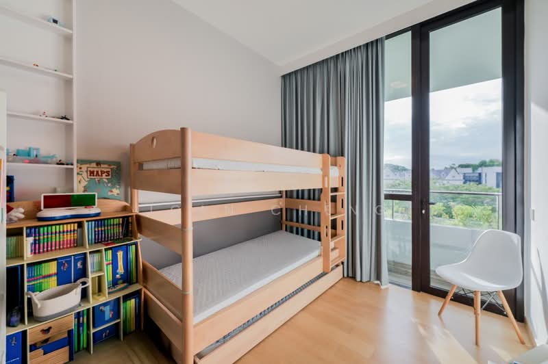 The Crest, 107 Prince Charles Crescent, 2 Bedrooms, 947 sqft, Condominium For Sale, by Joan Cheng, 500226710 - Bedroom - PropertyGuru.com.sg