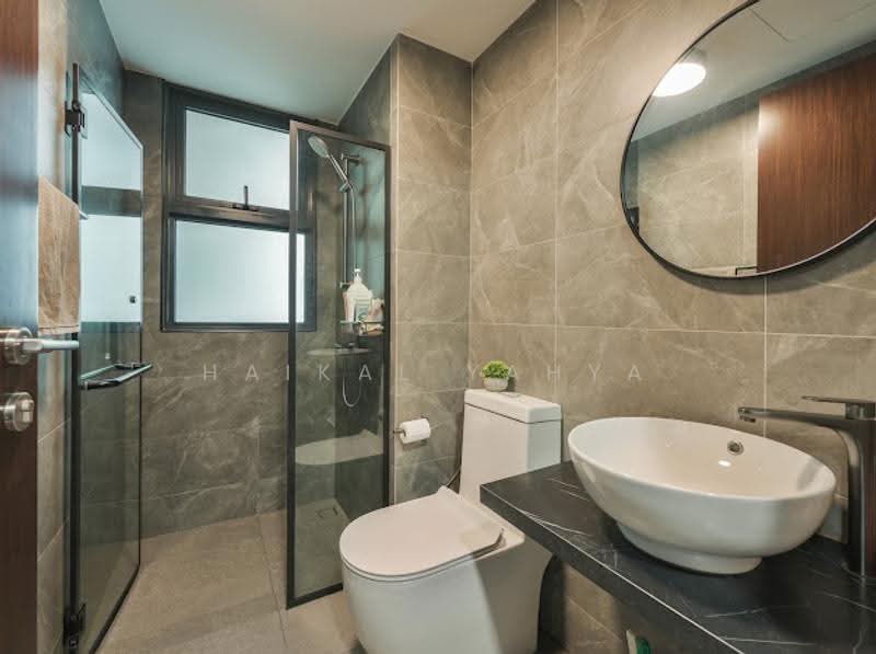Riverparc Residence, 90 Punggol Drive, Hougang / Punggol / Sengkang, 3 Bedrooms, 1,076 sqft, Executive Condominium For Sale, by Haikal Yahya, 500226712 - Bathroom - PropertyGuru.com.sg