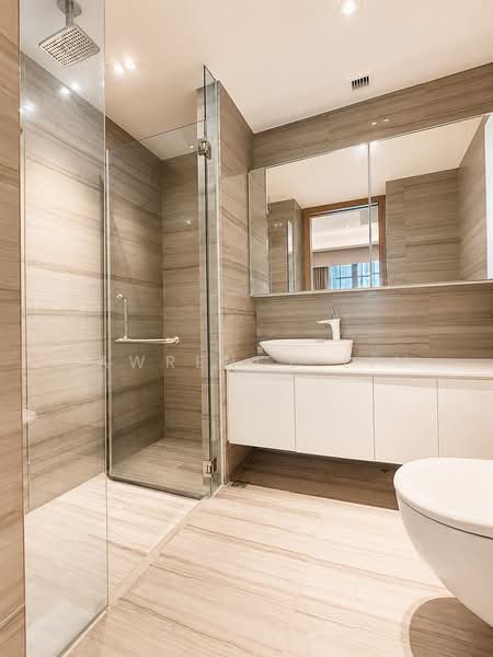 Mon Jervois, 47 Jervois Road, 2 Bedrooms, 1,582 sqft, Condominium For Sale, by Lawrence Lim, 500226716 - Bathroom - PropertyGuru.com.sg