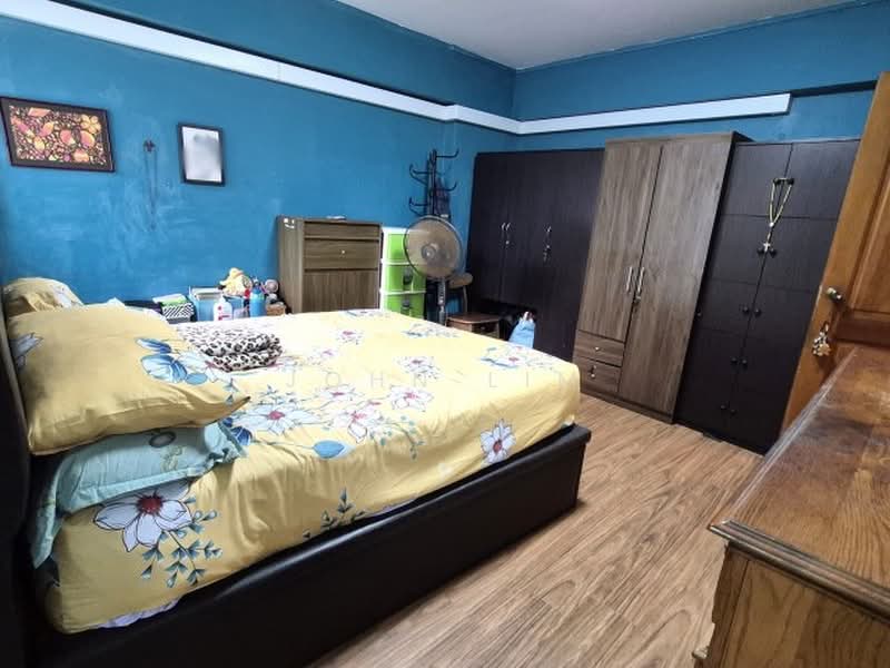 102 Jalan Rajah, 102 Jalan Rajah, 3 Bedrooms, 1,012 sqft, HDB Flat For Sale, by John Lim, 500226728 - Master room - PropertyGuru.com.sg