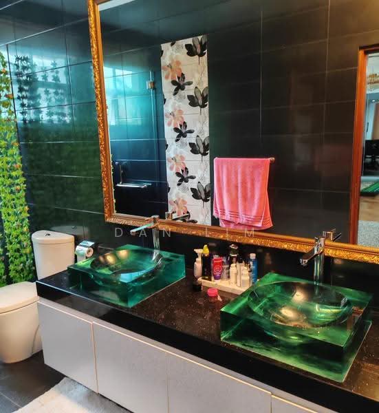 Braddell Heights Estate, Matlock Rise, Macpherson / Potong Pasir, 5 Bedrooms, 5,500 sqft, Bungalow House For Sale, by Dan Lim, 500226730 - Bathroom - PropertyGuru.com.sg