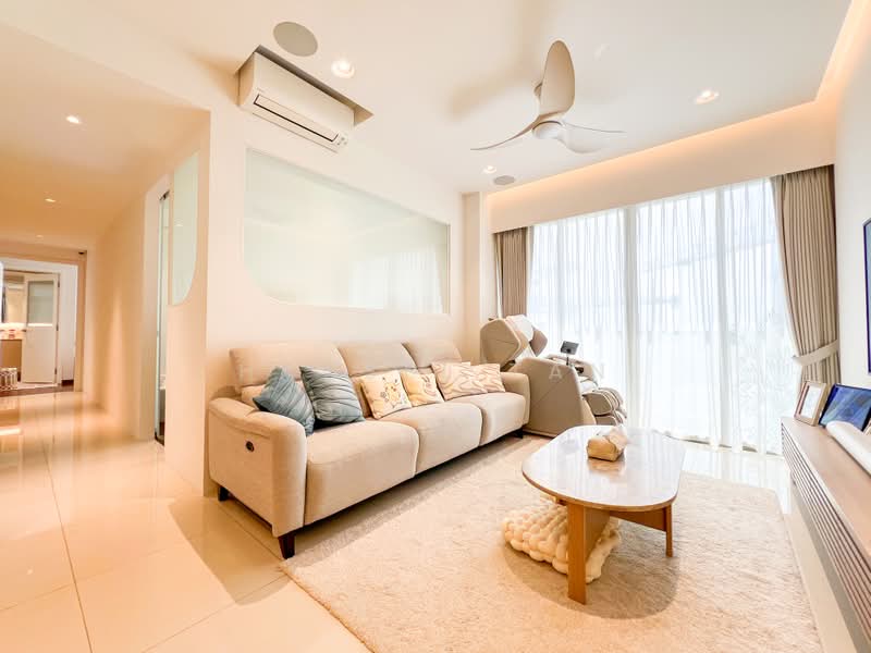 Sea Horizon, 11 Pasir Ris Rise, 4 Bedrooms, 1,335 sqft, Executive Condominium For Sale, by Hansel Tan, 500226732 - Living Room - PropertyGuru.com.sg