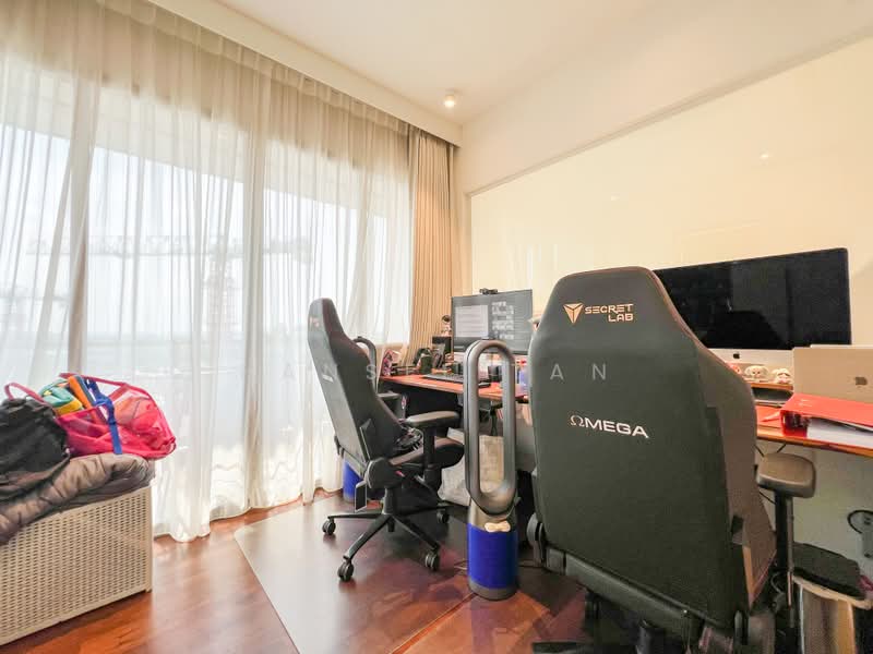 Sea Horizon, 11 Pasir Ris Rise, 4 Bedrooms, 1,335 sqft, Executive Condominium For Sale, by Hansel Tan, 500226732 - Study - PropertyGuru.com.sg