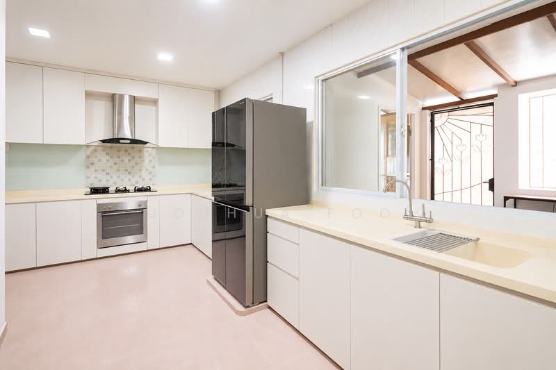 Kovan Road, , 5 Bedrooms, 2,800 sqft, Terraced House For Sale, by Joshua Foo, 500226759 - Kitchen - PropertyGuru.com.sg