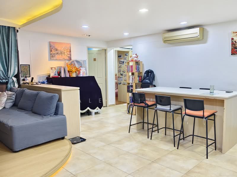 648A Jurong West Street 61, 648A Jurong West Street 61, 3 Bedrooms, 1,183 sqft, HDB Flat For Sale, by Alex Lim, 500226760 - Living Room - PropertyGuru.com.sg