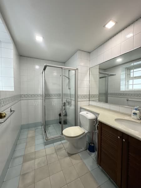 Savoy Park, Eng Kong Drive, 6 Bedrooms, 2,500 sqft, Terraced House For Sale, by Wendy Xie, 500226761 - Bathroom - PropertyGuru.com.sg
