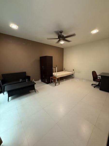 Sembawang Hills Estate, Nemesu Avenue, Ang Mo Kio / Bishan / Thomson, Room Rental, 200 sqft, Terraced House For Rent, by Pearly Teoh, 500226770 - Bedroom - PropertyGuru.com.sg