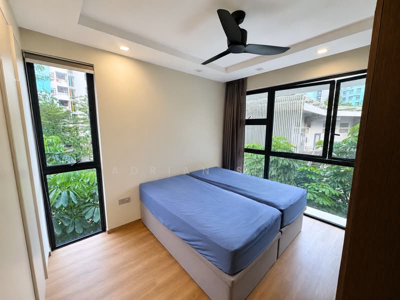 Blossom Residences, 30 Segar Road, 2 Bedrooms, 753 sqft, Executive Condominium For Sale, by Adrian See, 500226792 - Master Bedroom - PropertyGuru.com.sg