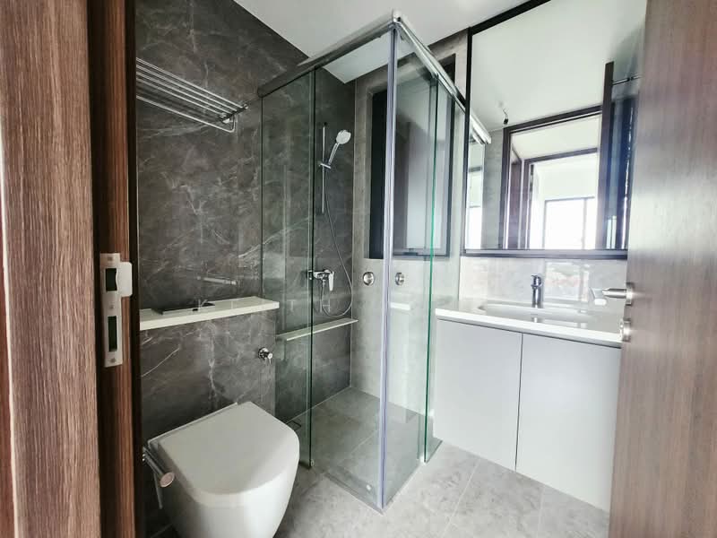 Bartley Vue, 6 Jalan Bunga Rampai, 2 Bedrooms, 732 sqft, Condominium For Rent, by Keith Yong, 500226793 - Bathroom - PropertyGuru.com.sg