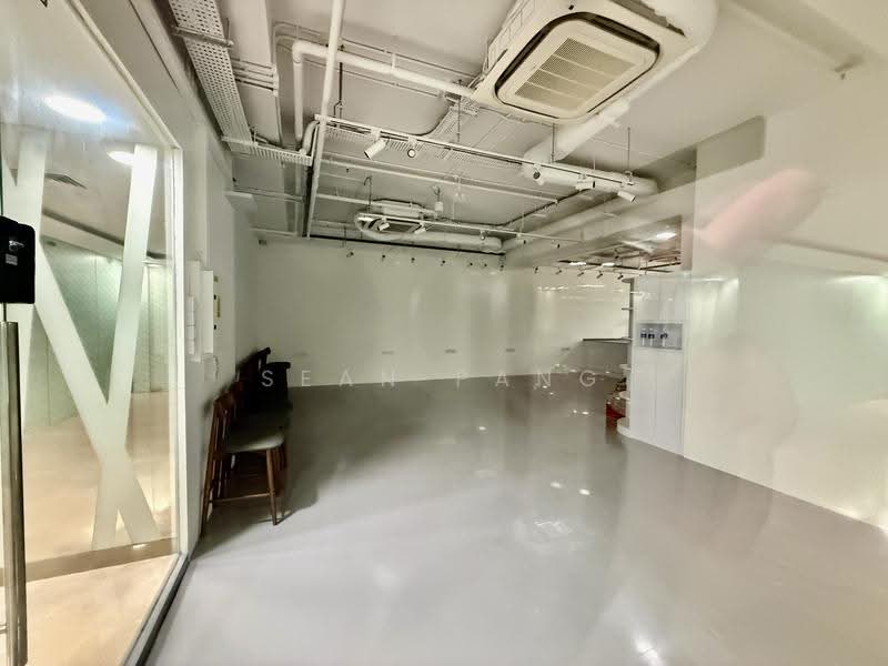 Rare Retail/Services/Amusement Centre Space @ Dhoby Ghaut/Somerset Vicinity, , 969 sqft, Other Retail For Rent, by Sean Pang, 500226796 - Interior - CommercialGuru.com.sg