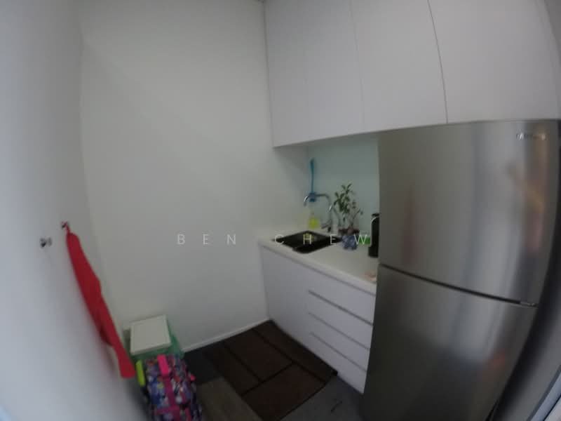 Tradehub 21, 18 Boon Lay Way, 1,518 sqft, Light Industrial (B1) For Rent, by Ben Chew, 500226815 - Kitchen - CommercialGuru.com.sg
