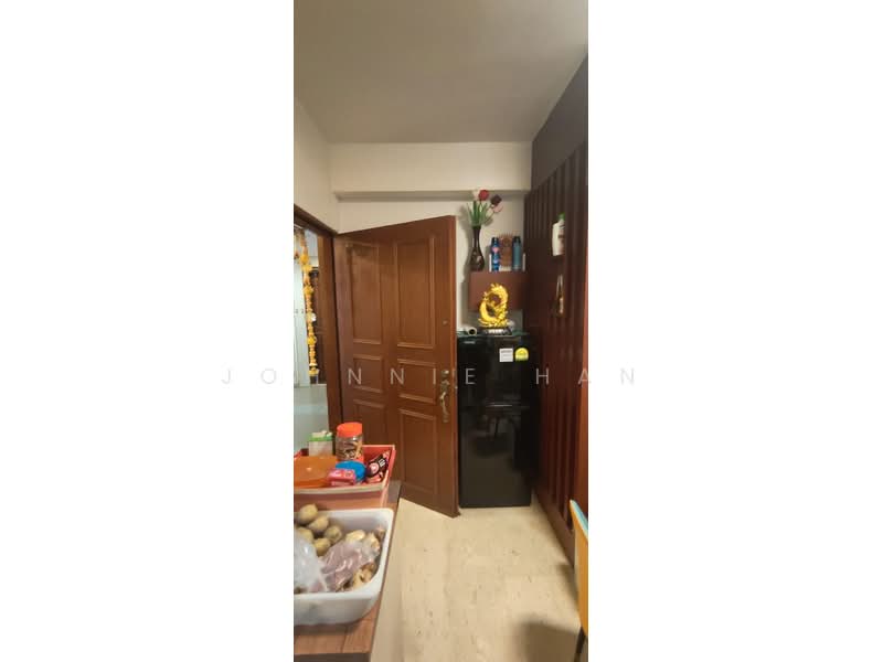 Kembangan Plaza, 18 Jalan Masjid, 2 Bedrooms, 764 sqft, Apartment For Sale, by Johnnie Han, 500226831 - Entrance - PropertyGuru.com.sg