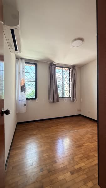 Highgate, Highgate crescent Toh tuck road Lorong Kismis Toh Yi Jalan Jurong Kechil, 6 Bedrooms, 3,154 sqft, Corner Terrace For Rent, by Robin Ooi, 500226839 - Bedroom - PropertyGuru.com.sg