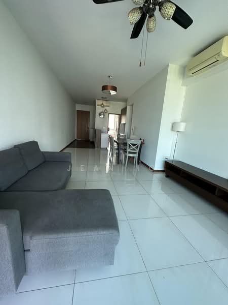 Double Bay Residences, 19B Simei Street 4, 3 Bedrooms, 1,367 sqft, Condominium For Sale, by Jean Ho, 500226856 - Living Room - PropertyGuru.com.sg