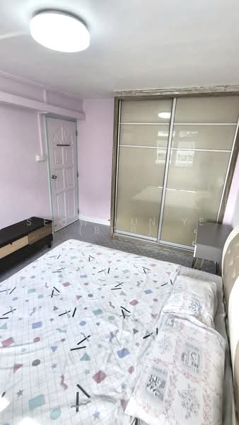 27 Jalan Bahagia, 27 Jalan Bahagia, 2 Bedrooms, 602 sqft, HDB Flat For Sale, by Seow Yun Ye (Bob), 500226867 - Bedroom - PropertyGuru.com.sg