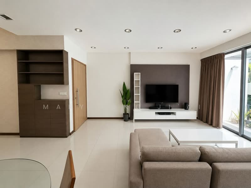 ClementiWoods Condominium, West Coast Road, 3 Bedrooms, 1,528 sqft, Condominium For Sale, by Mary Tang Ji'Ai, 500226872 - Living Room - PropertyGuru.com.sg