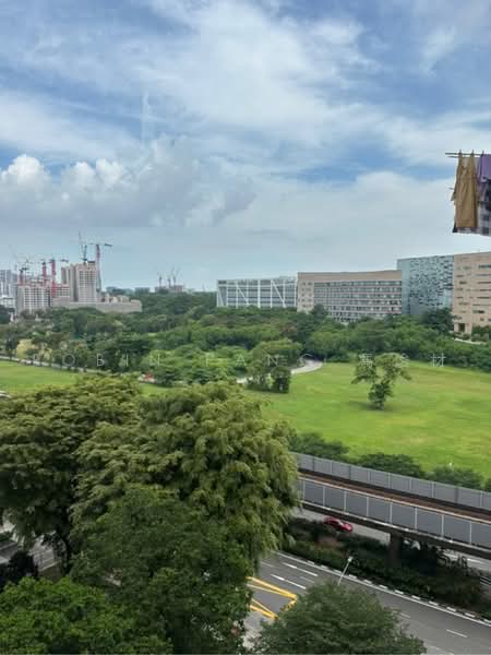 8 Holland Avenue, 8 Holland Avenue, 1 Bedroom, , HDB Flat For Rent, by Robin Pang 馮俊材, 500226876 - PropertyGuru.com.sg