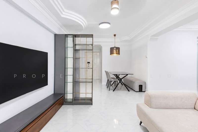 729 Tampines Street 71, 729 Tampines Street 71, 4 Bedrooms, 1,324 sqft, HDB Flat For Sale, by Kelly Tan, 500226880 - Living Room - PropertyGuru.com.sg