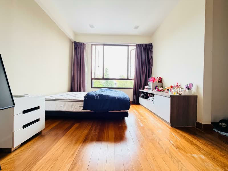 Villa Begonia, 36 Begonia Walk, 5 Bedrooms, 3,140 sqft, Semi-Detached House For Sale, by Vicole Lim, 500226881 - Bedroom - PropertyGuru.com.sg