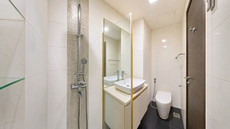 The Stellar, 20 West Coast Road, 3 Bedrooms, 1,206 sqft, Condominium For Sale, by Jolene See, 500226885 - Bathroom - PropertyGuru.com.sg
