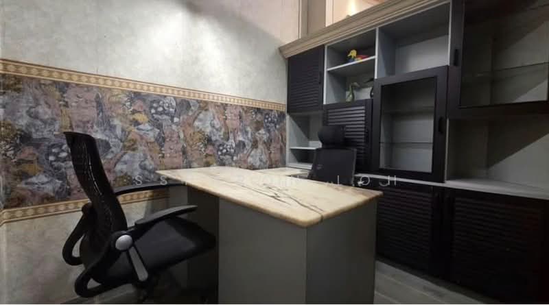 118 ALJUNIED AVENUE 2, 118, 323 sqft, Shop / Shophouse For Rent, by Ssharon Loh, 500226889 - CommercialGuru.com.sg