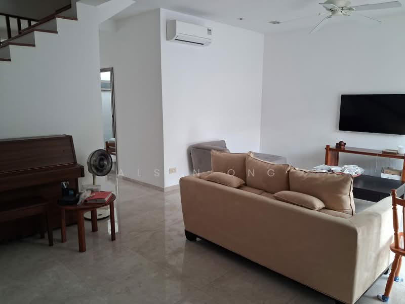 BedokTerrace House Along Bedok South Road For Rent D15 Woo Mon Chew Road, , 3 Bedrooms, 2,350 sqft, Terraced House For Rent, by Alson Ong, 500226895 - Living Room - PropertyGuru.com.sg