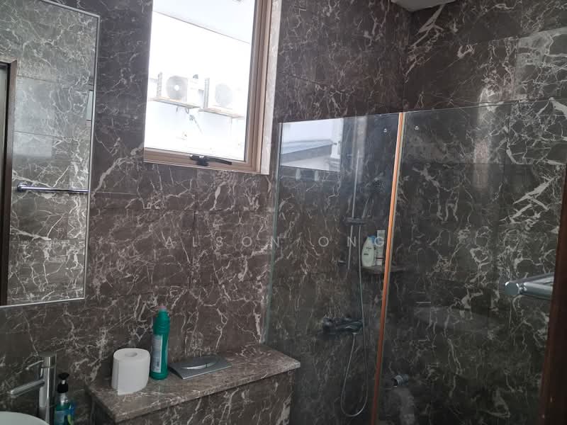 BedokTerrace House Along Bedok South Road For Rent D15 Woo Mon Chew Road, , 3 Bedrooms, 2,350 sqft, Terraced House For Rent, by Alson Ong, 500226895 - Bathroom - PropertyGuru.com.sg