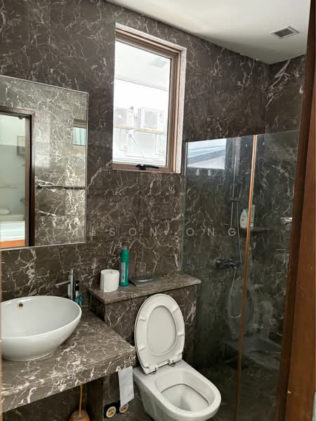 BedokTerrace House Along Bedok South Road For Rent D15 Woo Mon Chew Road, , 3 Bedrooms, 2,350 sqft, Terraced House For Rent, by Alson Ong, 500226895 - Bathroom - PropertyGuru.com.sg