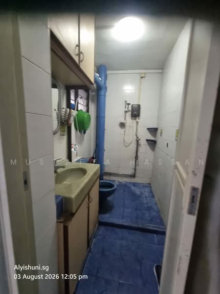 Block 507 woodlands, , 3 Bedrooms, 121 sqft, HDB Flat For Sale, by Mustaffa Hassan, 500226914 - Bathroom - PropertyGuru.com.sg