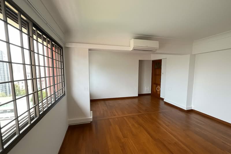 54 Kent Road, 54 Kent Road, 3 Bedrooms, 1,365 sqft, HDB Flat For Sale, by Michael Khoo, 500226925 - Living Room - PropertyGuru.com.sg