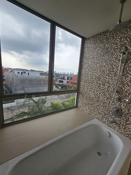 The Verte, 118 Lorong H Telok Kurau, 4 Bedrooms, 1,948 sqft, Condominium For Rent, by Zhi Wei Tan, 500226930 - Bathroom - PropertyGuru.com.sg
