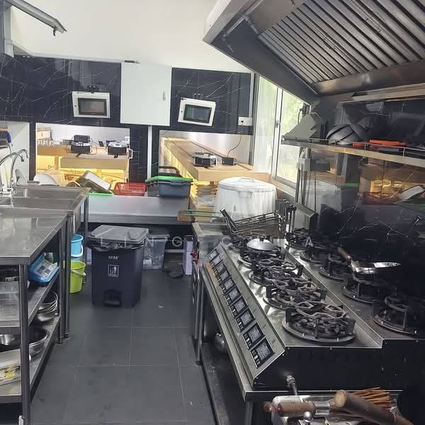 60 Punggol East, 60 Punggol East, 1,200 sqft, Food & Beverage For Rent, by Ling Chua, 500226934 - Kitchen - CommercialGuru.com.sg