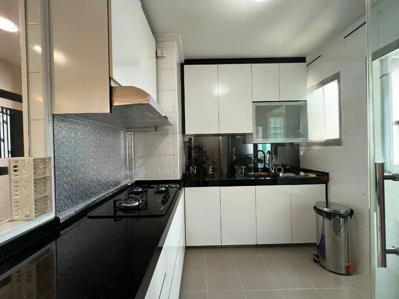 604B Punggol Road, 604B Punggol Road, 3 Bedrooms, 990 sqft, HDB Flat For Rent, by Jasline Teo, 500226940 - Kitchen - PropertyGuru.com.sg