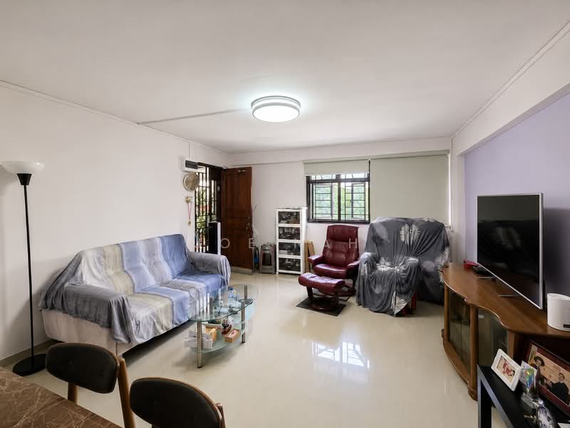5 Bedok South Avenue 2, 5 Bedok South Avenue 2, 3 Bedrooms, 882 sqft, HDB Flat For Sale, by Joe Nah, 500226944 - Living Room - PropertyGuru.com.sg