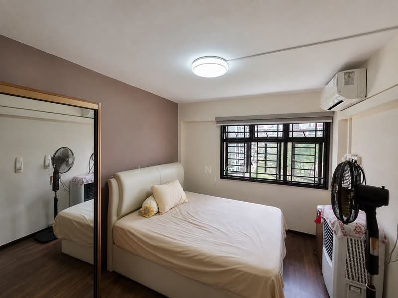5 Bedok South Avenue 2, 5 Bedok South Avenue 2, 3 Bedrooms, 882 sqft, HDB Flat For Sale, by Joe Nah, 500226944 - Bedroom - PropertyGuru.com.sg