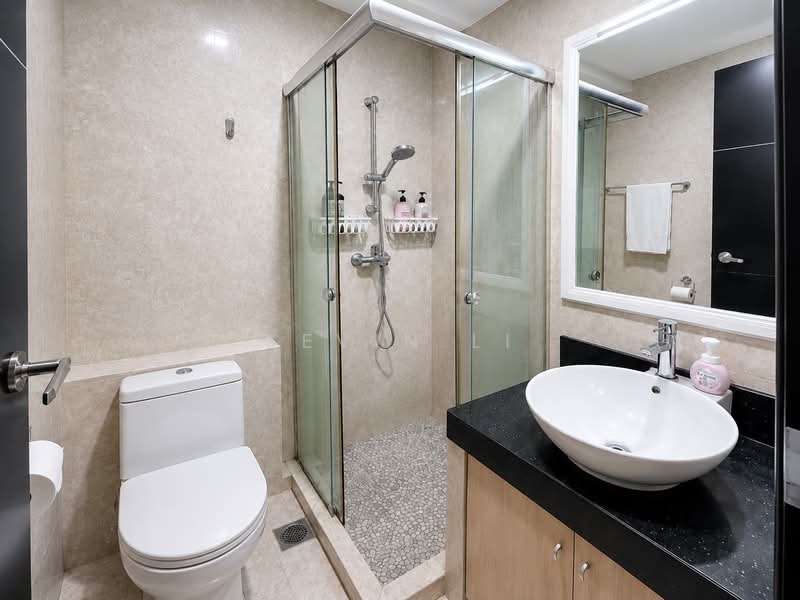 Niven Loft, 70 Niven Road, 3 Bedrooms, 1,033 sqft, Apartment For Rent, by Kevin Li, 500226957 - Bathroom - PropertyGuru.com.sg
