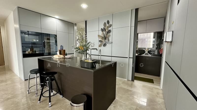 Amber Park, 18 Amber Gardens, 6 Bedrooms, 4,392 sqft, Condominium For Sale, by Andrew Yong, 500226958 - Kitchen - PropertyGuru.com.sg