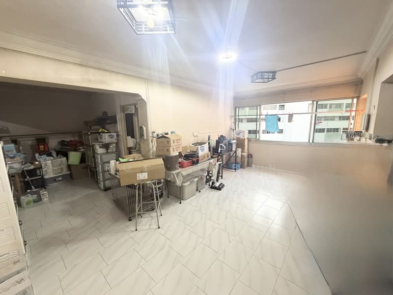 422 Serangoon Central, 422 Serangoon Central, 4 Bedrooms, 1,216 sqft, HDB Flat For Sale, by Roy Shoban, 500226970 - Living Room - PropertyGuru.com.sg