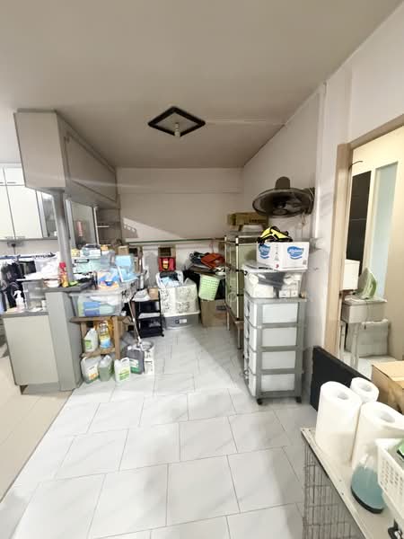 422 Serangoon Central, 422 Serangoon Central, 4 Bedrooms, 1,216 sqft, HDB Flat For Sale, by Roy Shoban, 500226970 - Kitchen - PropertyGuru.com.sg