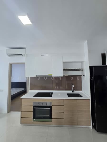 Treasure at Tampines, 57 Tampines Lane, 3 Bedrooms, 818 sqft, Condominium For Sale, by Ong Boon Seng, 500226973 - Kitchen - PropertyGuru.com.sg
