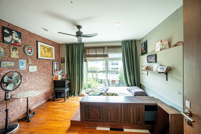 C.H.E.A.P Interterrace Andrews Terrace, , 6 Bedrooms, 4,000 sqft, Terraced House For Sale, by Willmen Low, 500226974 - Bedroom - PropertyGuru.com.sg