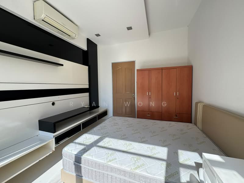 Atrium Residences, 11 Lorong 28 Geylang, 3 Bedrooms, 969 sqft, Apartment For Sale, by Ryan Wong, 500226975 - Bedroom - PropertyGuru.com.sg