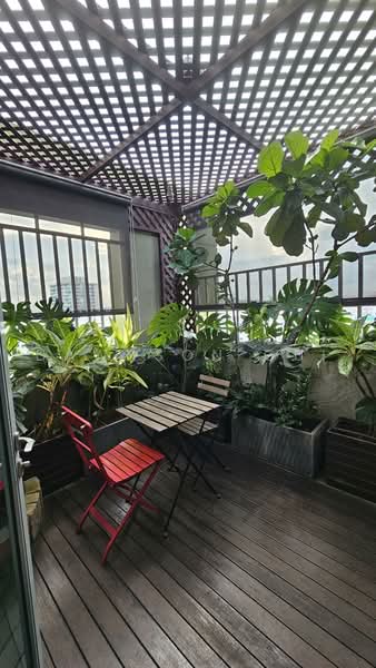 Tanamera Crest, 6 Pari Dedap Walk, 4 Bedrooms, 1,970 sqft, Condominium For Sale, by Dawnson Gui, 500226978 - 1st flr private garden - PropertyGuru.com.sg