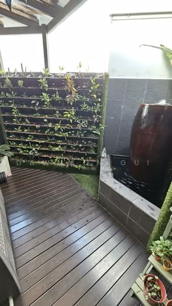 Tanamera Crest, 6 Pari Dedap Walk, 4 Bedrooms, 1,970 sqft, Condominium For Sale, by Dawnson Gui, 500226978 - 2nd floor Garden within Master room - PropertyGuru.com.sg
