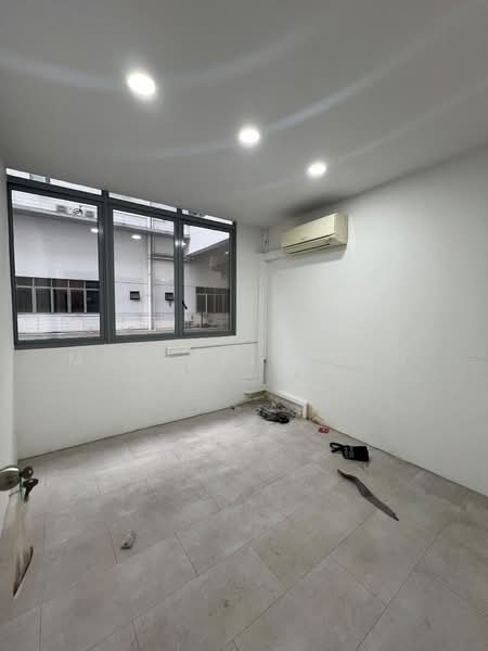 North Spring Bizhub, 11 Yishun industrial Street 1, 1,539 sqft, Light Industrial (B1) For Rent, by Michael Long, 500226987 - Interior - CommercialGuru.com.sg
